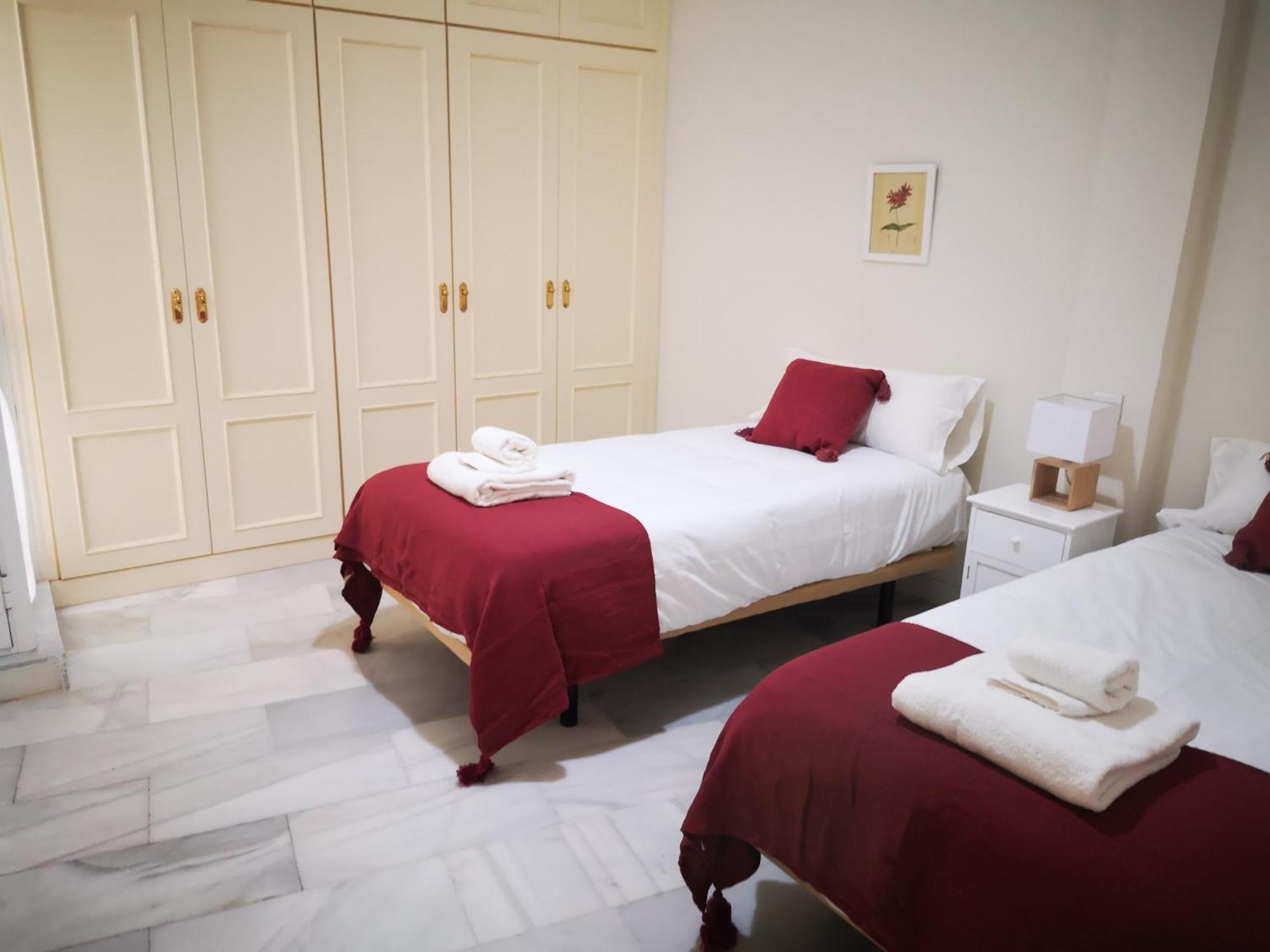 Charming Bright Apartment With Balconies On Cuesta Del Rosario Seville Ngoại thất bức ảnh